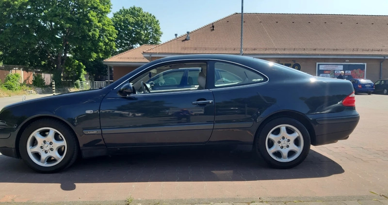 Mercedes-Benz CLS cena 46500 przebieg: 69000, rok produkcji 2006 z Nasielsk małe 79